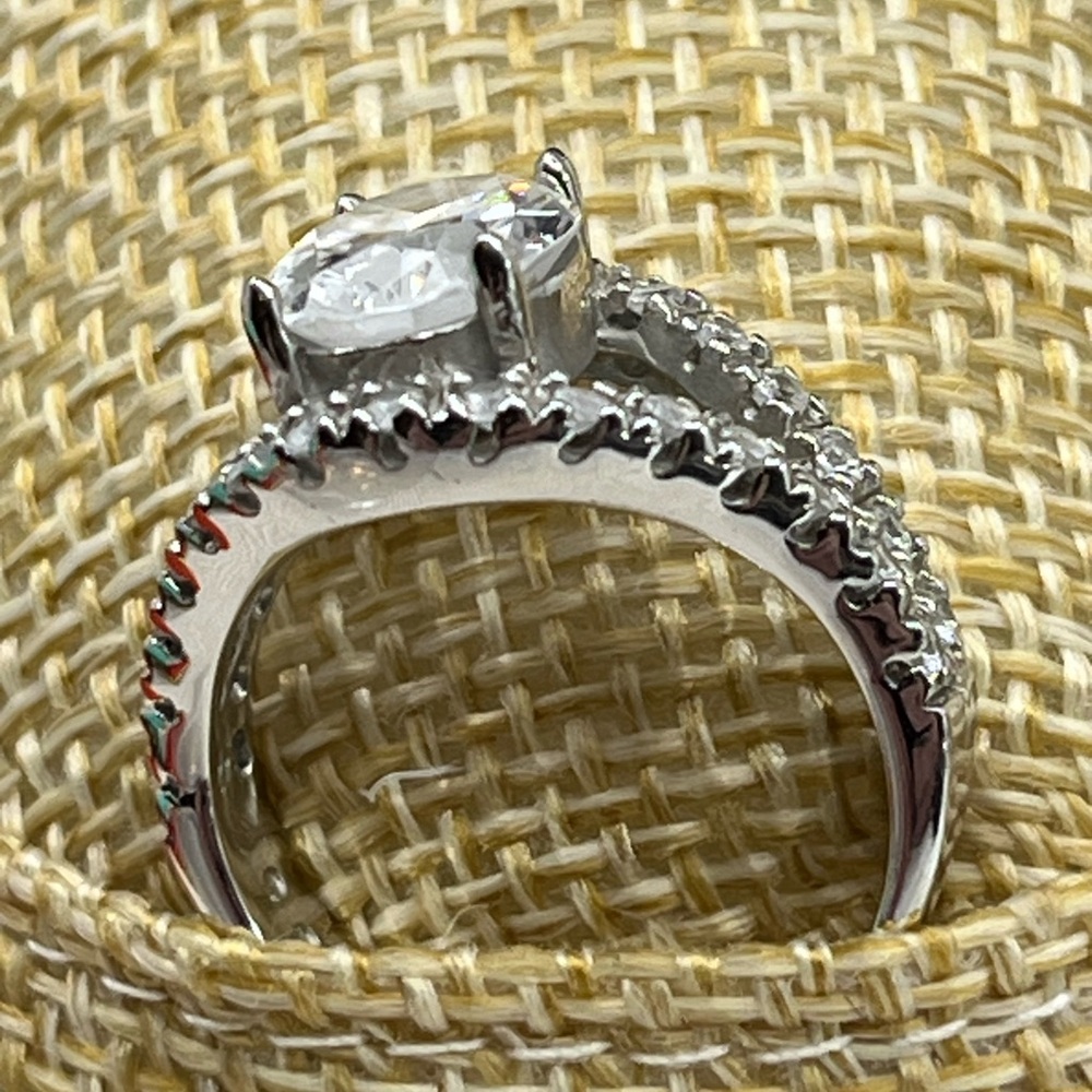 Vintage 925 Sterling Silver Oval Cut CZ Statement Ring – Size 6 - Picture 3 of 17